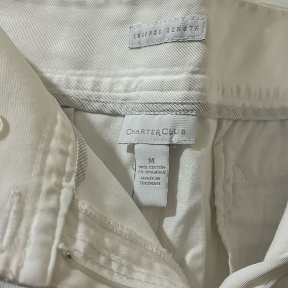 Charter Club Cream Cropped Length Pants with Button Detail Women’s Size 14 - Picture 3 of 3